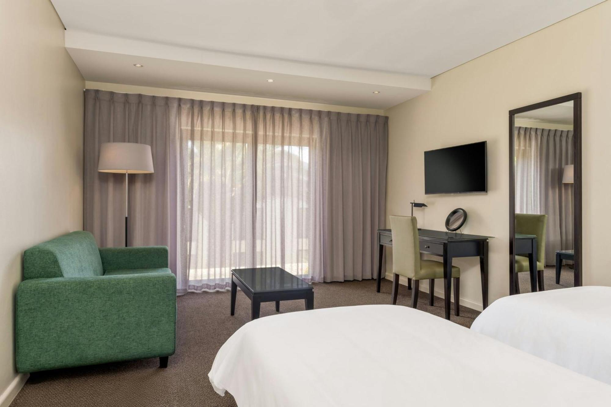 Lord Charles Hotel, Somerset West, A Tribute Portfolio Hotel ภายนอก รูปภาพ