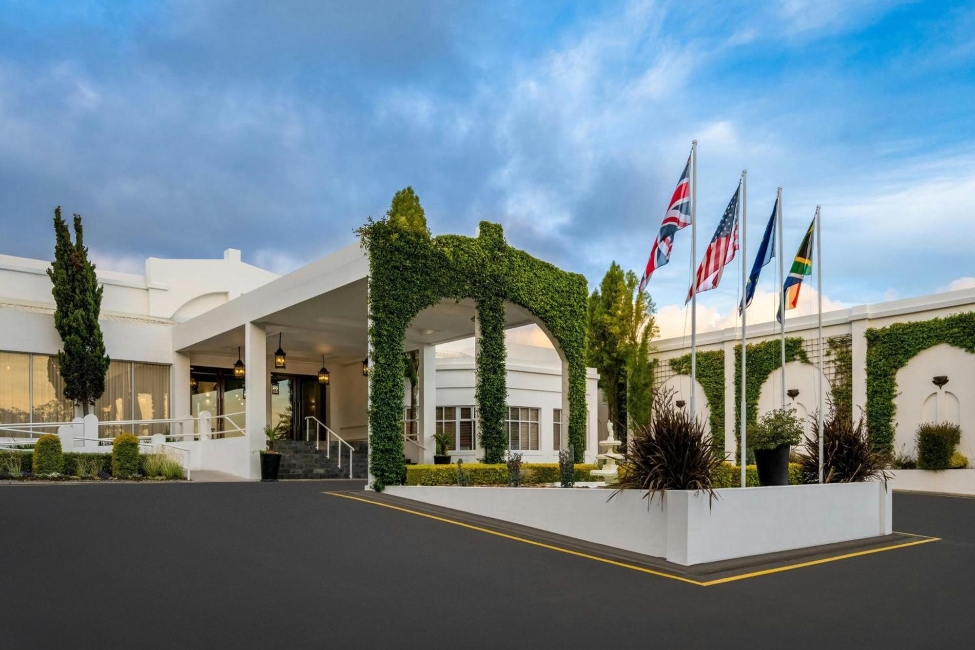 Lord Charles Hotel, Somerset West, A Tribute Portfolio Hotel ภายนอก รูปภาพ