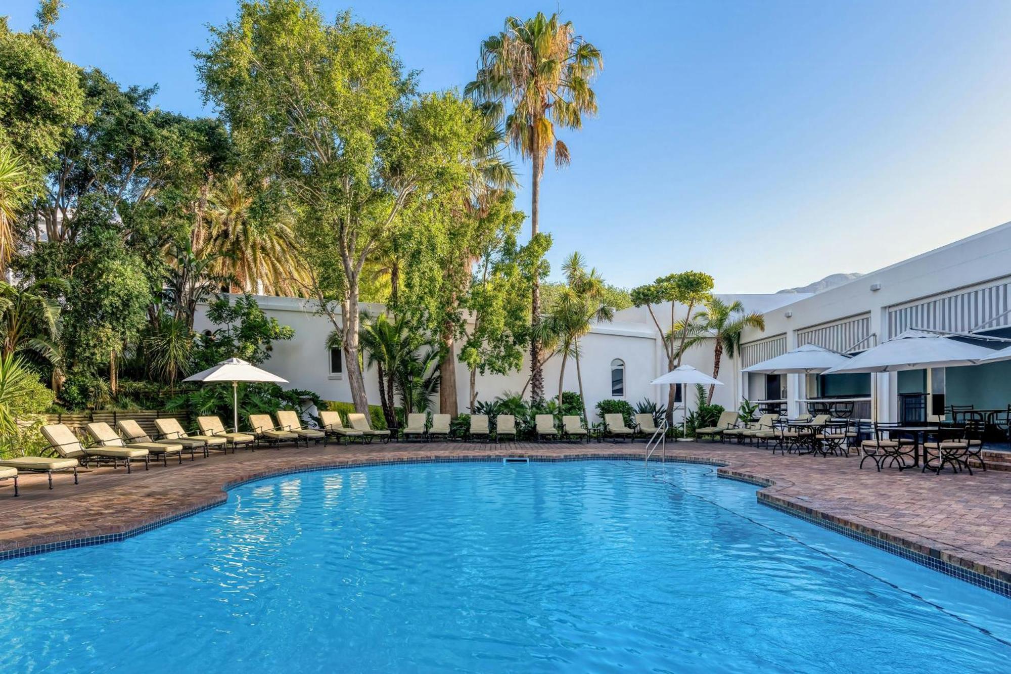 Lord Charles Hotel, Somerset West, A Tribute Portfolio Hotel ภายนอก รูปภาพ